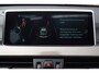 BMW X1 XDrive20i High Executive Autom Panodak Leder Sportst Stoelverw Navi Head-Up Clima Cruise 2x PDC LED Kopl LMV 18 ENZ.