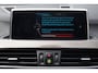 BMW X1 XDrive20i High Executive Autom Panodak Leder Sportst Stoelverw Navi Head-Up Clima Cruise 2x PDC LED Kopl LMV 18 ENZ.