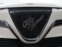 Alfa Romeo Junior Elettrica 54 kWh | SOH 97,3% | Adaptive cruise | Carplay | Full LED | Parkeerhulp | Climate control | Digital Cockpit | 18'' velgen | Keyless start