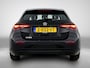 Mercedes-Benz A-klasse 180 Star Edition | Dode Hoek Ass | Stoelverwarming | LED Verlichting | Parkeerpakket met Camera | Inclusief 24 maanden Mercedes-Benz Certified garantie voor Europa.