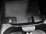 Mercedes-Benz A-klasse 180 Star Edition | Dode Hoek Ass | Stoelverwarming | LED Verlichting | Parkeerpakket met Camera | Inclusief 24 maanden Mercedes-Benz Certified garantie voor Europa.