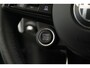 Alfa Romeo Tonale 1.5T Hybrid Veloce Schakelpaddles Draadloze Lader Stoelventilatie 24 Maanden garantie* (Vraag naar de voorwaarden)