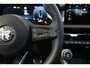 Alfa Romeo Tonale 1.5T Hybrid Veloce Schakelpaddles Draadloze Lader Stoelventilatie 24 Maanden garantie* (Vraag naar de voorwaarden)
