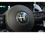 Alfa Romeo Tonale 1.5T Hybrid Veloce Schakelpaddles Draadloze Lader Stoelventilatie 24 Maanden garantie* (Vraag naar de voorwaarden)