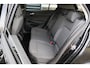 Volkswagen Golf 1.5 eHybrid 204pk DSG Life Edition | Navigatie via Carplay & Android Auto | 17" Nothingham Velgen