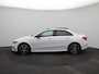 Mercedes-Benz A-klasse Limousine A 250 e AMG Line | Schuif/Kanteldak | Privacy Glass | Sfeerverlichting | Stoelverwarming |