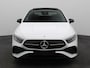 Mercedes-Benz A-klasse Limousine A 250 e AMG Line | Schuif/Kanteldak | Privacy Glass | Sfeerverlichting | Stoelverwarming |