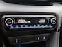Toyota Yaris 1.5 Hybrid Executive | JBL | Head-Up Display | Dodehoek Detectie | Stoel+stuurverwarming | Parkeersensoren voor+achter | Draadloze telefoonlader | Navigatie | Apple CarPlay/Android Auto |