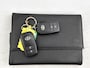 Toyota Yaris 1.5 Hybrid Executive | JBL | Head-Up Display | Dodehoek Detectie | Stoel+stuurverwarming | Parkeersensoren voor+achter | Draadloze telefoonlader | Navigatie | Apple CarPlay/Android Auto |