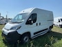 Citroën Jumper 2.2 BlueHDi 120 S&S L2H2 3.3t | 2x Schuifdeur | Navigatie | Climate Control |