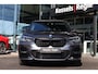 BMW X1 xDrive25e M sport | Pano | H&K | HuD | Memory | ACC | Trekhaak | Keyless | Camera | Leer | 19” | Ambient | CarPlay | Stoelverwarming