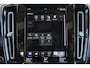 Volvo XC40 T3 Business Pro - IntelliSafe Assist & Surround - Parkeercamera achter - Parkeersensoren voor & achter - High Performance audio - 18' LMV