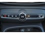 Volvo XC40 T3 Business Pro - IntelliSafe Assist & Surround - Parkeercamera achter - Parkeersensoren voor & achter - High Performance audio - 18' LMV