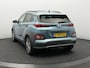 Hyundai Kona Electric EV Limited 64 kWh 3- Fase SOH 95,6% | Warmtepomp | Elektrisch Schuif/Kanteldak | Camera | Leer | Head-Up Display