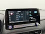 Hyundai Kona Electric EV Limited 64 kWh 3- Fase SOH 95,6% | Warmtepomp | Elektrisch Schuif/Kanteldak | Camera | Leer | Head-Up Display