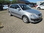 Kia Rio 1.4 LXE 5 drs , stuurbekrachtiging.