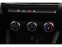 Renault Clio 1.0 TCe 90 Evolution | NAP | Garantie | 16 inch LMV LED Navigatie Carplay Android Getint Glas Airco Cruise Control Rijstrooksensor Parkeersensor