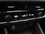 Nissan Qashqai 1.3 MHEV N-Connecta | Trekhaak | Panoramadak | Rondomzicht camera | Climate control | Adaptieve cruise control | Navigatie |