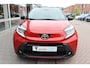 Toyota Aygo X 1.0 VVT-i S-CVT Premium Automaat. Nieuwstaat! Navigatie, two-tone premium kleur.