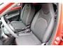 Toyota Aygo X 1.0 VVT-i S-CVT Premium Automaat. Nieuwstaat! Navigatie, two-tone premium kleur.