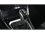 Volkswagen T-Roc 1.5 TSI 150pk R-Line Business DSG / Navigatie / Stoelverwarming / Camera