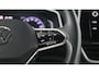 Volkswagen T-Roc 1.5 TSI 150pk R-Line Business DSG / Navigatie / Stoelverwarming / Camera