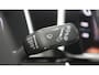 Volkswagen T-Roc 1.5 TSI 150pk R-Line Business DSG / Navigatie / Stoelverwarming / Camera