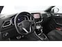 Volkswagen T-Roc 1.5 TSI 150pk R-Line Business DSG / Navigatie / Stoelverwarming / Camera