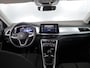 Volkswagen T-Roc 1.0 TSI Life Edition 115 pk | Verlengde garantie | Navigatie via App | Parkeersensoren (Park assist) | Achteruitrijcamera | Autom. airco |