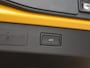 Volkswagen T-Roc R-Line First Edition 1.5 eTSI 110 kW / 150 PK SUV | Panoramadak | Trekhaak | Matrix | Harman Kardon | Black Style | Navigatie | Elektrische Klep |