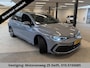 Volkswagen Golf Variant 1.5 eTSI R-Line . GARANTIE TOT 06-2031! . APPLE CARPLAY & ANDRIOD AUTO . STUUR EN STOEL VERWARMING .
