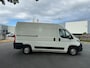 Peugeot Boxer 330 2.2 BlueHDi 140 L2H2 Premium NETTE BUS RIJDT EN SCHAKELT GOED