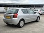 Toyota Corolla 1.6 VVT-i Linea Sol