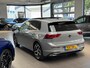 Volkswagen Golf 1.5 eTSI Style / Pano / Camera /