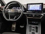 CUPRA Leon 1.4 e-Hybrid VZ Sport 245Pk Automaat (APPLE CARPLAY, GROOT NAVI, KUIPSTOELEN, STUUR/STOELVERWARMING, LEDER, GETINT GLAS, KEYLESS, SFEERVERLICHTING, NEIUWSTAAT)