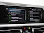 BMW 3-Serie Touring 320e Shadow Line | Camera | Trekhaak | Leder/Stof | DAB | LED | Cruise | Carplay