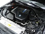 BMW 3-Serie Touring 320e Shadow Line | Camera | Trekhaak | Leder/Stof | DAB | LED | Cruise | Carplay