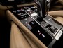 Porsche Cayenne 3.0 E-Hybrid Sport 463Pk (SPORTCHRONO PAKKET, LUCHTVERING, SOH 95%, APPLE CARPLAY, MEMORY SEATS, STOELVERWARMING, GETINT GLAS, CAMERA, NIEUWSTAAT)