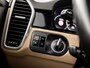 Porsche Cayenne 3.0 E-Hybrid Sport 463Pk (SPORTCHRONO PAKKET, LUCHTVERING, SOH 95%, APPLE CARPLAY, MEMORY SEATS, STOELVERWARMING, GETINT GLAS, CAMERA, NIEUWSTAAT)