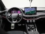 Skoda Superb Combi 1.5 TSI PHEV Sportline Business 204 PK | Head-up Display | CANTON Soundsystem | Dynamic Chassis Control | Travel Assist Plus | Wegklapbare Trekhaak | Winterpakket