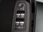 Renault Captur TCe 100pk Intens Pack parking
