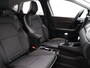 Renault Captur TCe 100pk Intens Pack parking