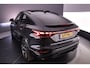 Audi Q6 Sportback e-tron S edition quattro 100 kWh | Trekhaak | Adaptieve Luchtvering | Adaptieve Cruise | Head-up | B&O 3D | Panorama Dak | Camera | Pack Tech | Navigatie-pakket | Interieur-pakket | Trekhaak-pakket |