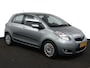 Toyota Yaris 1.3 VVTi Aspiration | Automaat | Airco | Trekhaak | Radio CD speler |