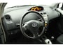 Toyota Yaris 1.3 VVTi Aspiration | Automaat | Airco | Trekhaak | Radio CD speler |