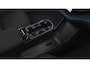 Volvo EX30 P3 Long Range Plus Europa 69 kWh | Extra getint glas achter | Verwarmde voorstoelen en stuurwiel | Elektrisch verstelbare voorstoelen | 19" lichtmetalen velgen