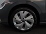 Volkswagen Golf Life Edition 1.5 TSI 85 kW 116 pk | Verlengde garantie | Navigatie via App | Parkeersensoren | Achteruitrijcamera | Autom. airco (3 zones) |