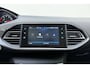 Peugeot 308 SW 1.2 PureTech Blue Lease Premium Trekhaak | Apple carplay/Android auto | Achteruitrijcamera | Keyless entry | Panorama dak | Lichtmetalen velgen |