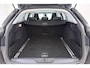 Peugeot 308 SW 1.2 PureTech Blue Lease Premium Trekhaak | Apple carplay/Android auto | Achteruitrijcamera | Keyless entry | Panorama dak | Lichtmetalen velgen |