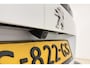 Peugeot e-2008 EV Allure Pack 50 kWh | Apple carplay/Android auto | Automatische airco | Cruise control | Lichtmetalen velgen 17'' | Parkeersensoren |